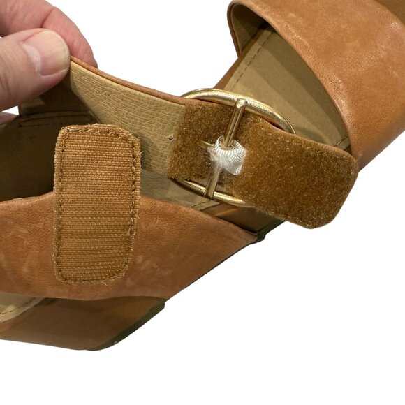 Söfft Vaya Leather Wedge Sandals Adjustable Strap Comfort Soft Footbed Size 9 M - Picture 11 of 13